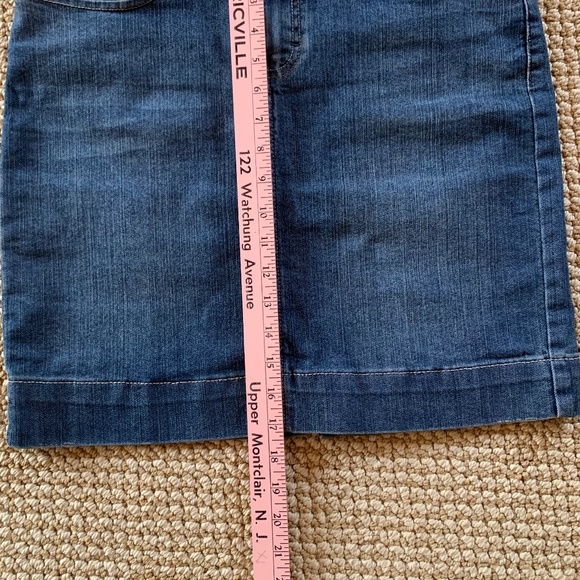 Dickies Denim MiniSkirt (size 4 - runs very large) - Picture 6 of 8